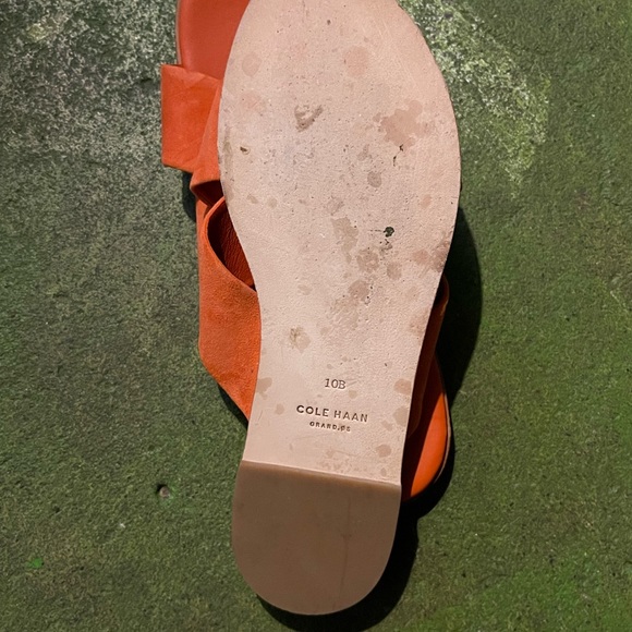 Cole Haan Anica crisscross sandal spicy 🌶️ orange suede - Picture 3 of 4